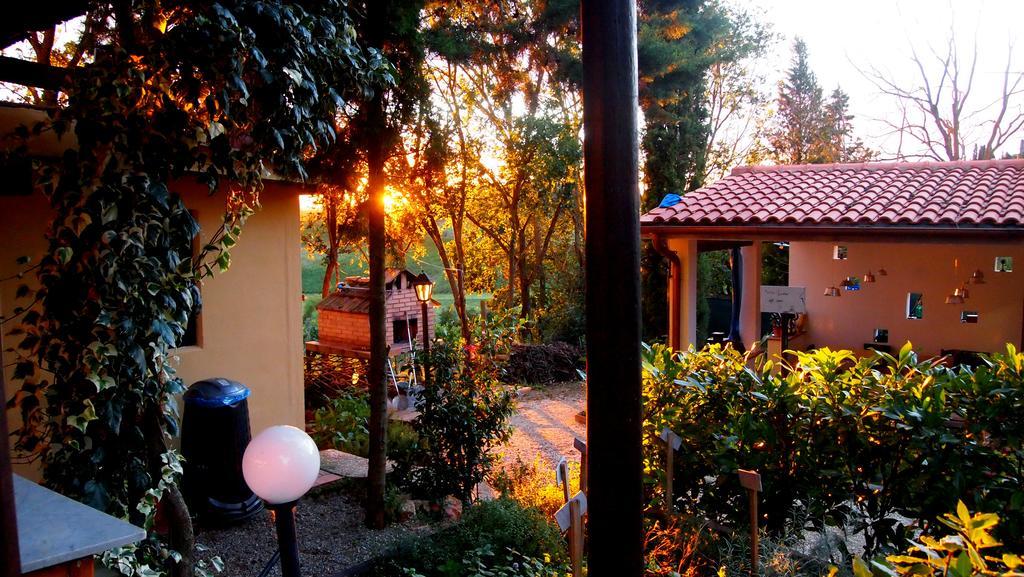Agriturismo La Terra Valiano Zewnętrze zdjęcie